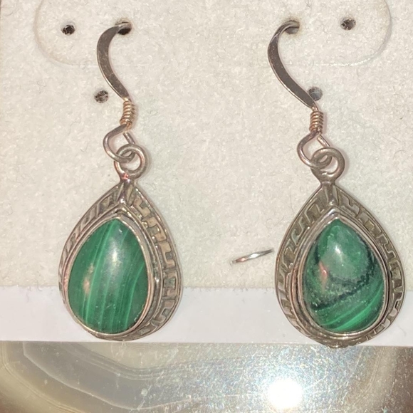 Natural Malachite Pear Shape 925 Sterling Silver Handmade Dangle Drop Earring - Picture 2 of 7